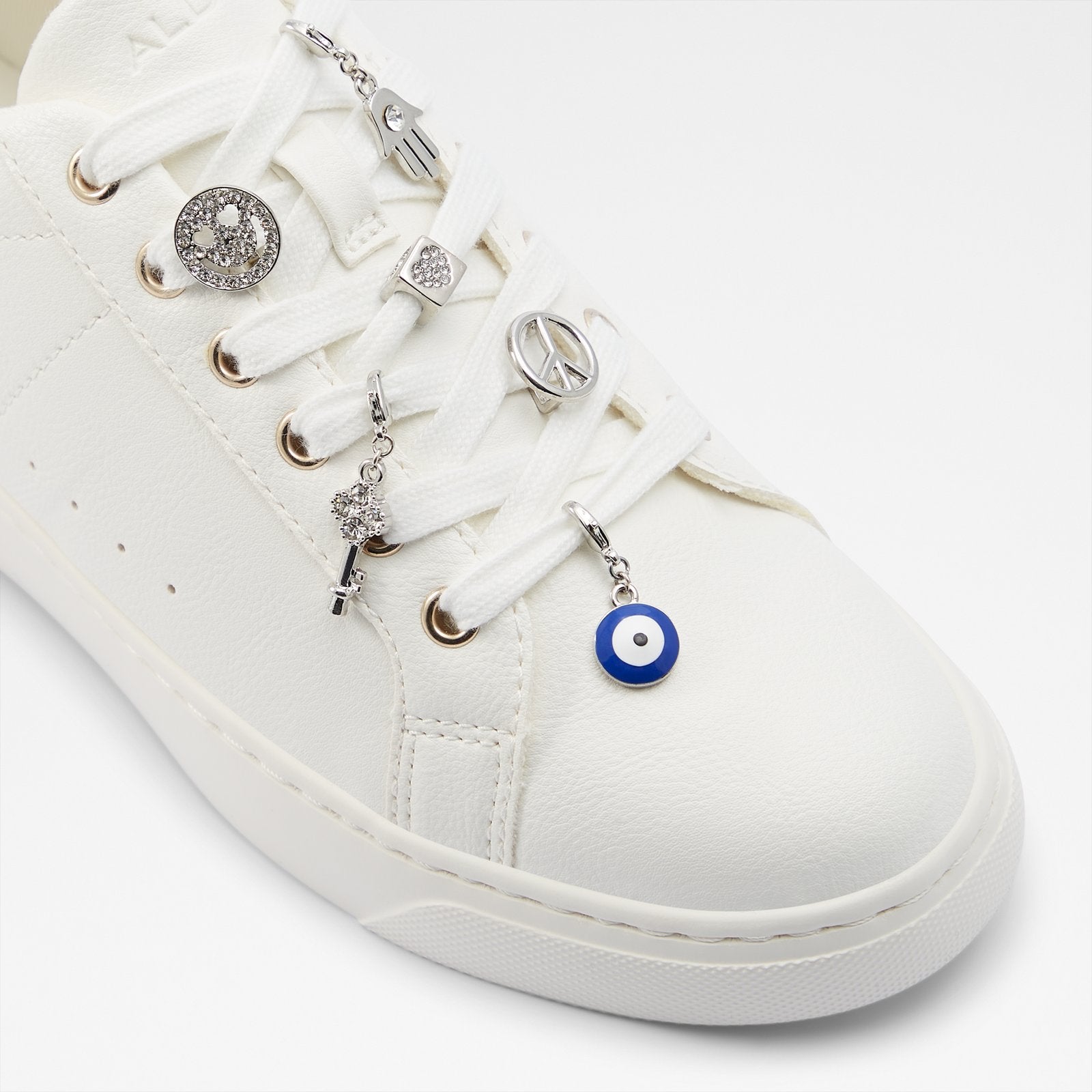 Lacecharms